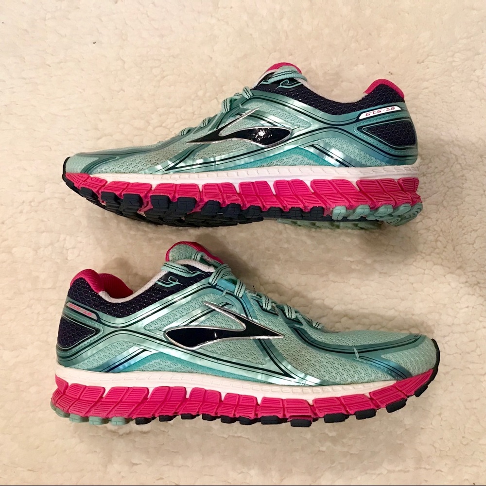 Brooks GTS Running Shoes